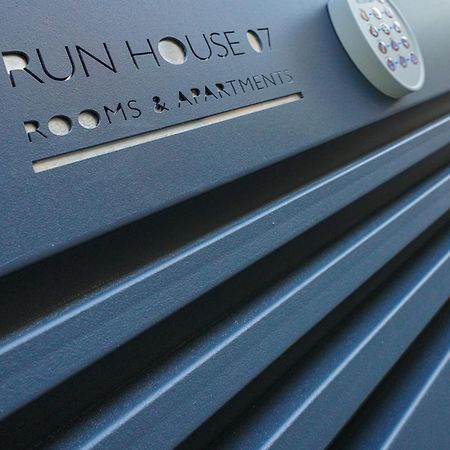 Run House 07 Rooms & Apartments Cassano delle Murge Kültér fotó