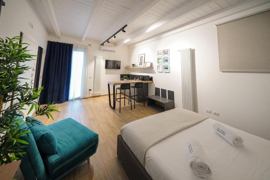 Run House 07 Rooms & Apartments Cassano delle Murge Kültér fotó